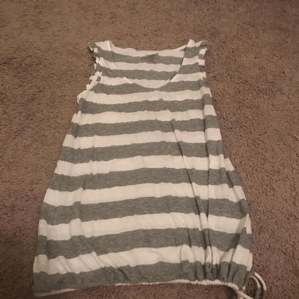 Old Navy tank with cinched waist